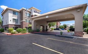 Holiday Inn Express & Suites Phoenix Tempe University